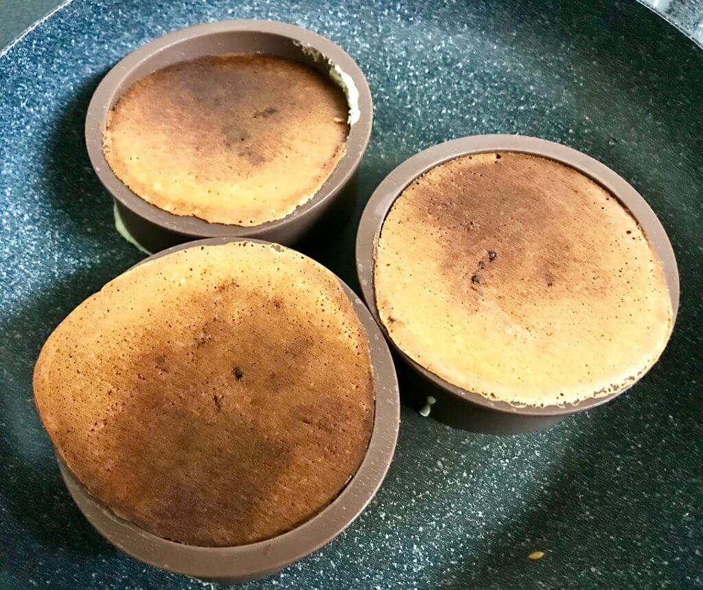 耐熱性シリコン製セルクル 珈琲屋さんの厚焼きパンケーキリング で超簡単 お好み焼き風 餡 入り厚焼きホットケーキを作ってみよう ぼちぼち歩く